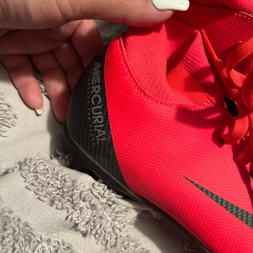 Cleats soccer shoes